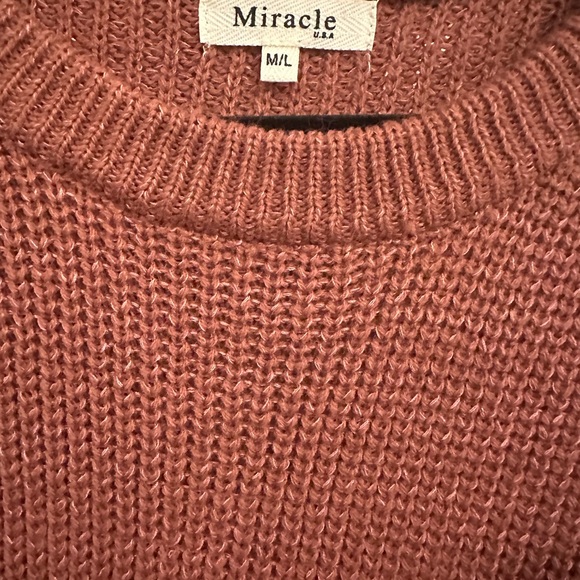 Miracle oversized sweater- rust/burgundy. M/L - Picture 2 of 3